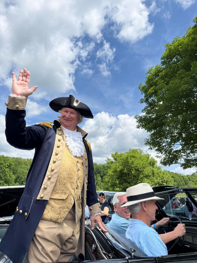 Dale FEllows as George Washington in parade